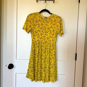 ASOS mini dress, US size 4, elastic waistband, 97% viscose, 3% elastane